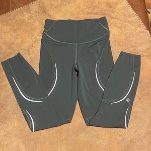 Lululemon Base Pace High Rise Reflective Tight 25”